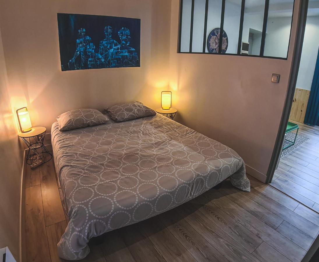 Appart Saint Cyprien + Parking Privatif Поатие Екстериор снимка